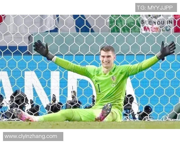 俄罗斯足球明星门将的辉煌历程与传奇瞬间回顾